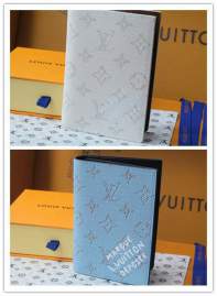 Picture of Louis Vuitton Wallets _SKUfw220045096fw